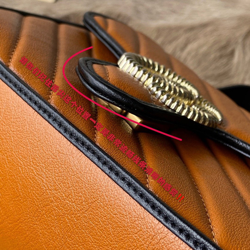 583571 Gucci GG Marmont 系列迷你手提包 斜紋絎縫皮革女包 黑色