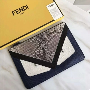 FENDI ҵ С֫F۾Ƥ߼yţƤLִ ɫ