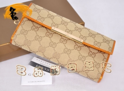 112715 Gucci(jng)pGŮʿXA GucciLX GucciŮ X ɫ