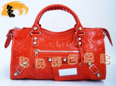 084328A Balenciagaμ BalenciagaC(j)܇  M(jn)ƤŮ ɫ