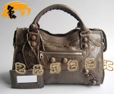 084832 1:1Ʒ|(zh) BalenciagaC(j)܇ Ůʿμ Ƥ߅Ƥ yɫ