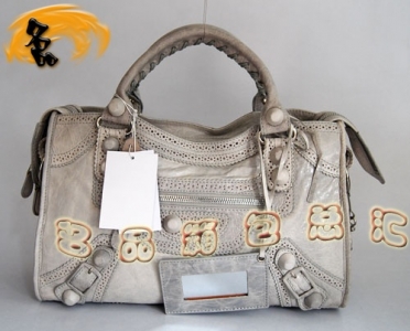 084832 1:1Ʒ|(zh) BalenciagaC(j)܇ Ůʿμ Ƥ߅Ƥ \ɫ