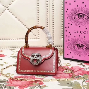 488667 Gucci w ^@  朗lLٰ tɫ