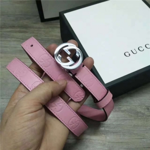 Gucci ¿ MԭСţƤ Ůʿ pG^ p ɫy
