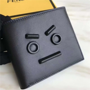 FENDI ҵ 2017¿ faceͬɫN СţƤۯBƤA ɫ