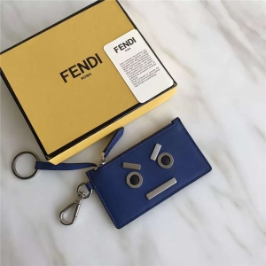 FENDI ҵ 0235Ƥ|bСţƤAӿƬ X 耳װ {ɫ