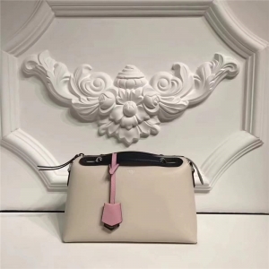 149S FENDI ҵ 2017¿ ܛСţƤ ƴɫʿD ɫƴ