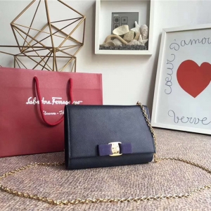 22B558 Ferragamo Ľ  Vara Y(ji) w朗l ܊{