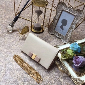 22B875 Ferragamo Ľ ɫVaraY ๦С ɫ