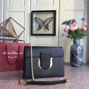 21G671 Ferragamo Ľ h(hun) СţƤ ̖w 朗l ɫ