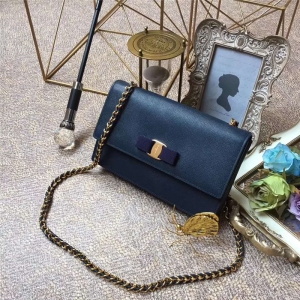 21F816 Ferragamo Ľ ̖w ԭƷƌƤ {