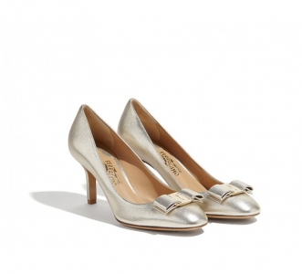 685267 FerragamoĽ VARA Ƥ Y߸Ь ɫ