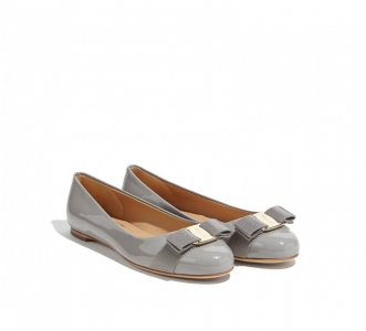 688990 FerragamoƸĽ VARINA Ƥ ƽЬ \ɫ