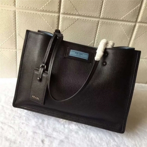 1BG122 _ִ  СţƤִ PRADA ð ɫ