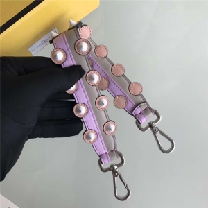 826 Fendiҵ ƴɫ玧 ɫFT Ųʶ̼玧 ƴ