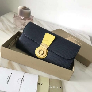 DK88 BurberryX ͌Ů ƤXA TrenchƤ {ɫ