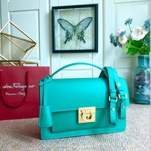 21G179 FerragamoƸĽ MţƤ Gancioi 20Ӣ Ƥr 