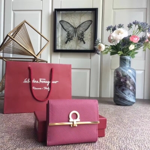 224639 FerragamoĽ GancioR wʽX ɫ