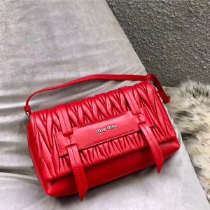 5BD076 MIUMIU ¿ Grace Lux СƤ μб tɫ