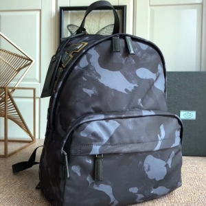 2VG066 Prada Բӡ  _p {ɫ