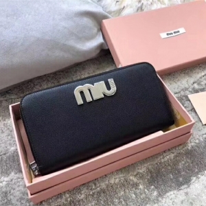 5ML506 MIUMIU  ɽƤ LOGO X ɫ