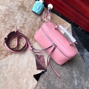 5BH122 MIUMIU ¿ ̖ ɽƤ μ ɫ