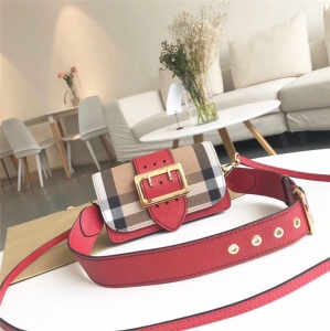 BurberryŮ ͌Ů WtӰ ͌ Burberryμ tɫ