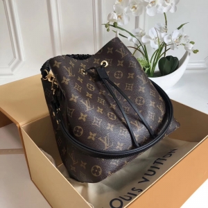 M43985 LV NONO ִ LVŮ ֱ LVˮͰ ɫ