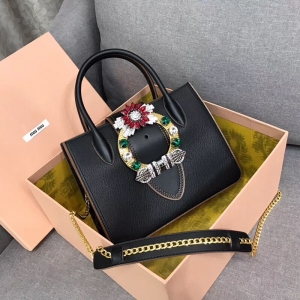 5BA043B MiuMiuŮ  ʯ@ ţƤɽy w^ִ ɫ