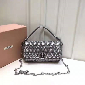 5BD417 MiuMiuŮ  MiuMiu MiuMiu朗l ɽy ɫ