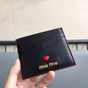 5MC002 MiuMiu LOVER MţƤɽy ƬA ɫ