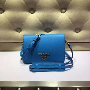 1BH102 Prada _(d)Ů Pradaμ Prada¹Ƥy 朗lְ {(ln)ɫ