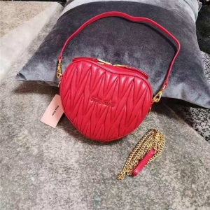 5BH166 MiuMiuİ Matelasse СƤ 朗lִ tɫ