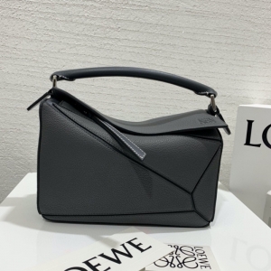 322 LOEWE_ Puzzle small Bag С̖_׺ΰ ɫ