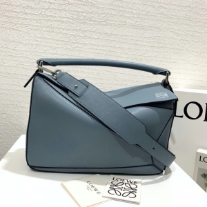 322 LOEWE_ Puzzle Bag ̖_׺ΰ F{