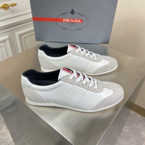 4E3463 PradaƤͿ\Ь _2020¿e\Ь ɫ