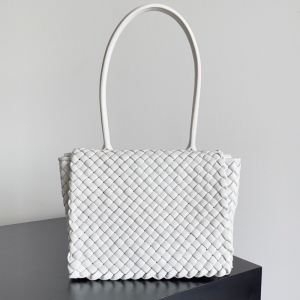 Bottega Veneta  IntreccioƤ Patti ۹P