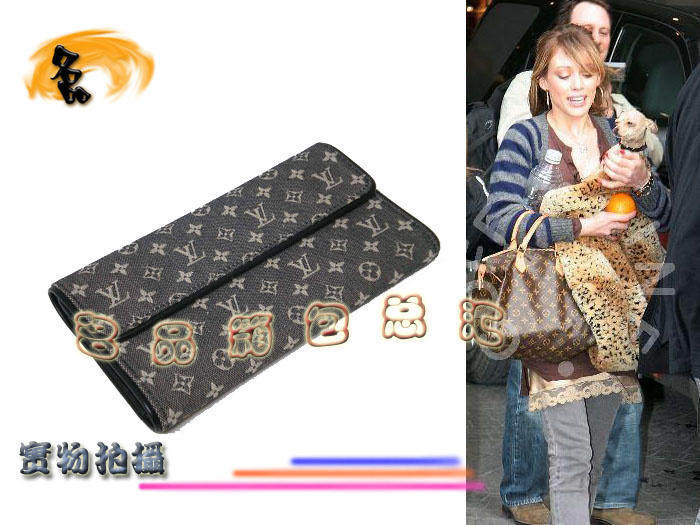M92445 LV經(jīng)典老花 LV女包 LV錢(qián)夾 LV長(zhǎng)款錢(qián)包 LV牛仔布錢(qián)包