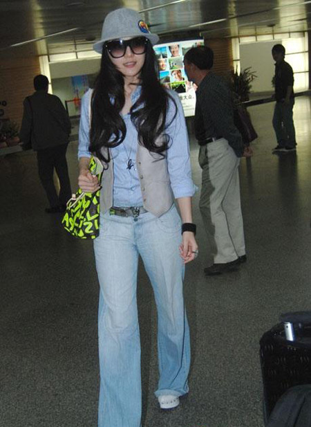 M95709 LV最新款 LV單肩包 LV時尚女包 LV手提包 LV涂鴉系列