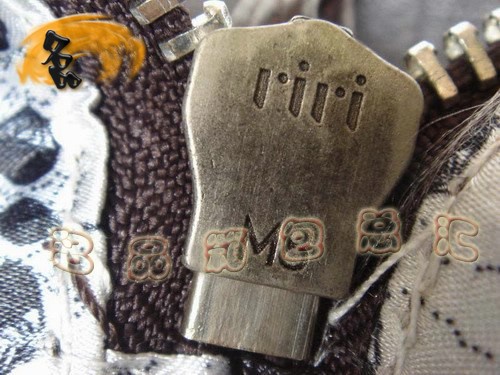 8008 THOMAS WYLDE/托馬斯 經典款骷髏頭手提包 深啡色時尚女士單肩包