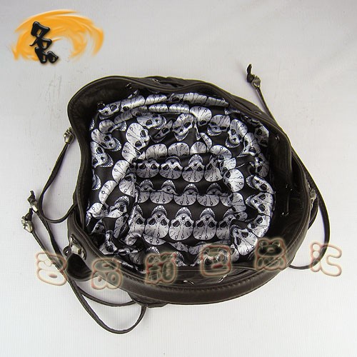 80039 THOMAS WYLDE托馬斯 最新款水桶包 深啡色全皮手提包 骷髏頭單肩包