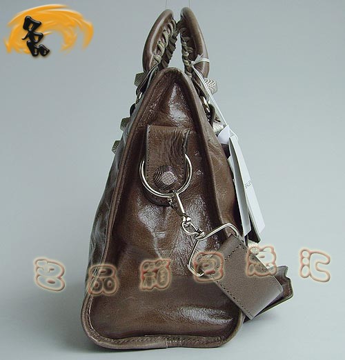 084332A BALENCIAGA(jng)rŮʿб ҙC܇ ¿ţƤ