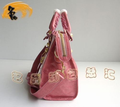 084332B BALENCIAGAۼtɫţƤ BALENCIAGAC(j)܇ BALENCIAGAб