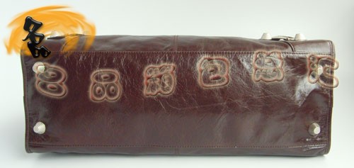 084334A A1:1Ʒ| ҽC܇ BALENCIAGAɫrţƤŮʿ