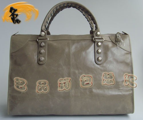 084334A Ůʿ ҕrлɫţƤŮʿ BALENCIAGAC܇