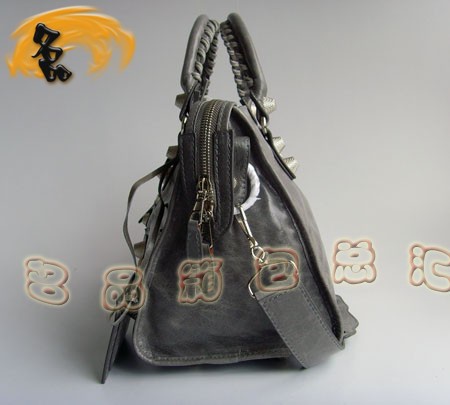 084328A ¿ɫţƤr(sh)Ů BALENCIAGA(jng)C(j)܇ Ů