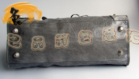 084328A ¿ɫţƤr(sh)Ů BALENCIAGA(jng)C(j)܇ Ů