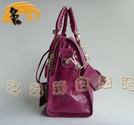 084332A BALENCIAGA新款手提包 BALENCIAGA經(jīng)典機(jī)車包 時(shí)尚休閑女士斜挎包