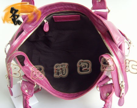 084332A BALENCIAGA新款手提包 BALENCIAGA經(jīng)典機(jī)車包 時(shí)尚休閑女士斜挎包