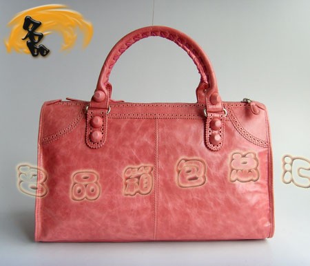 084824  ¿߅Ůʿ BLENCIAGAۼtɫţƤrЙC܇